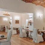 Monastero Di & (adults Only) Отель Кортона