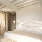 Monastero Di & (adults Only) Отель Кортона